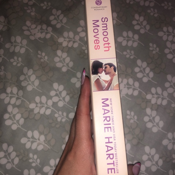 Smooth Moves - Picture 4 of 4